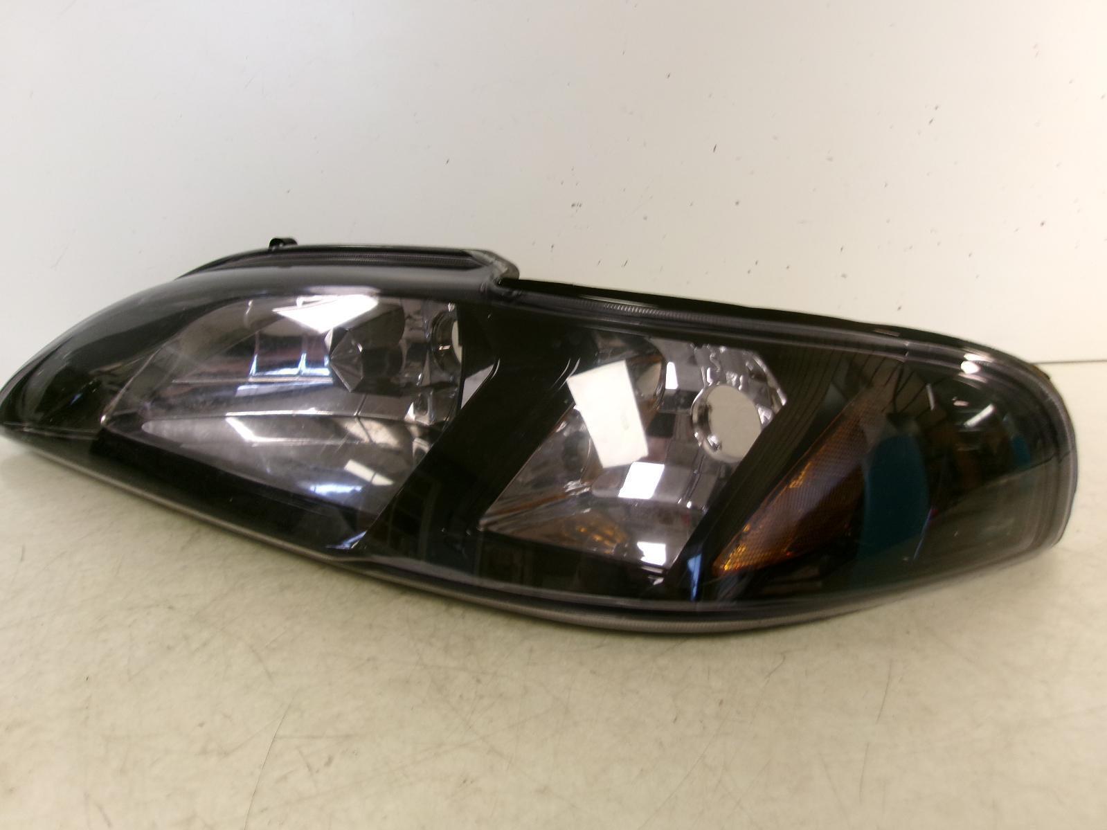 Fits 1994 1995 1996 1997 1998 Ford Mustang Driver Lh Halogen Headlight - Junyan