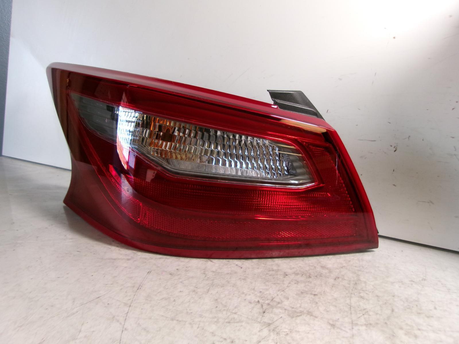 2018 Nissan Altima Driver LH Quarter Panel Tail Light OEM - 0