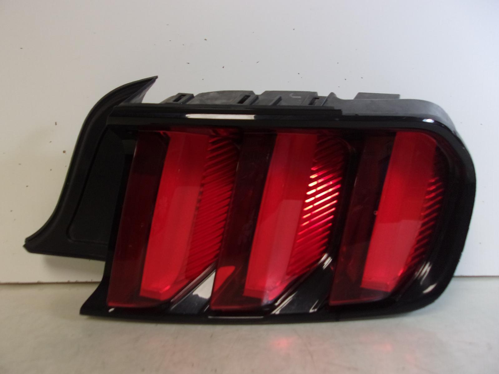 2015 2016 2017 2018 Ford Mustang Passenger RH LED Tail Light OEM