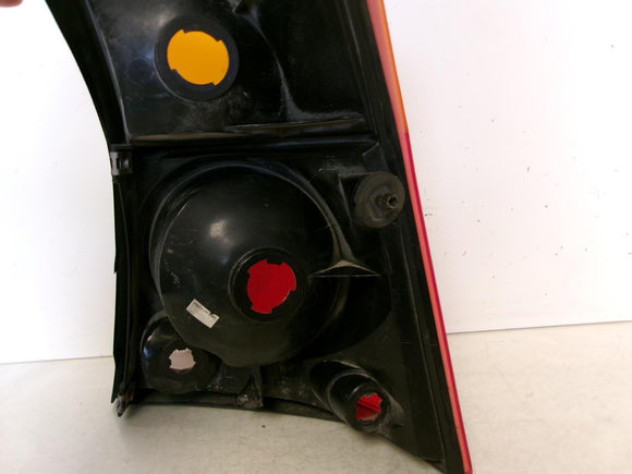 2004 - 2008 Chrysler Pacifica Driver Lh Outer Quarter Panel Tail Light OEM