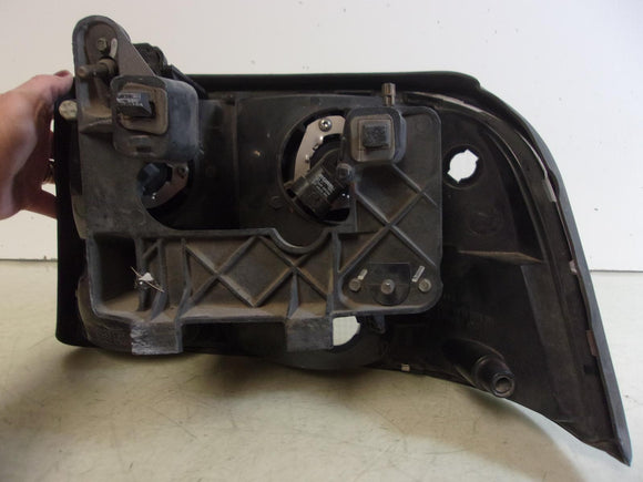 1998-2004 Chevrolet S10 Blazer / Sonoma Passenger RH Headlight OEM