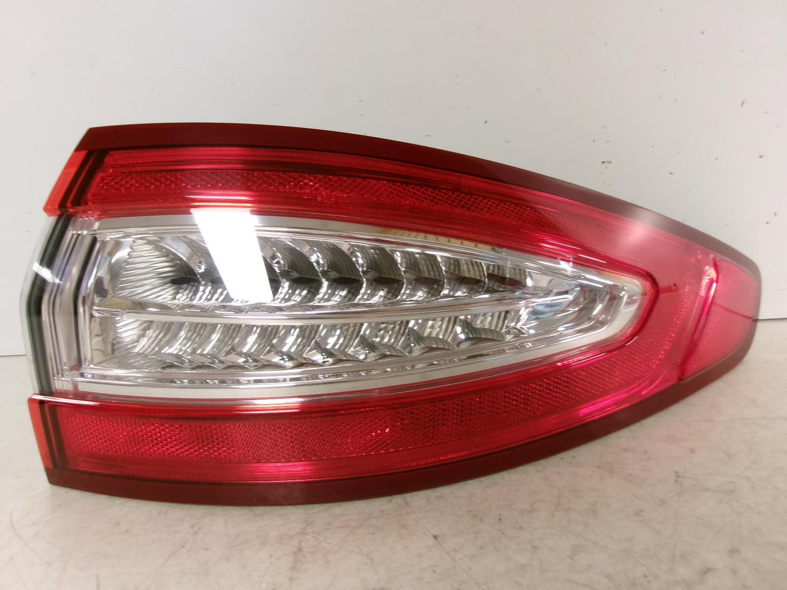 2013 2014 2015 2016 Ford Fusion Passenger Led Outer Quarter Panel Tail Light OEM