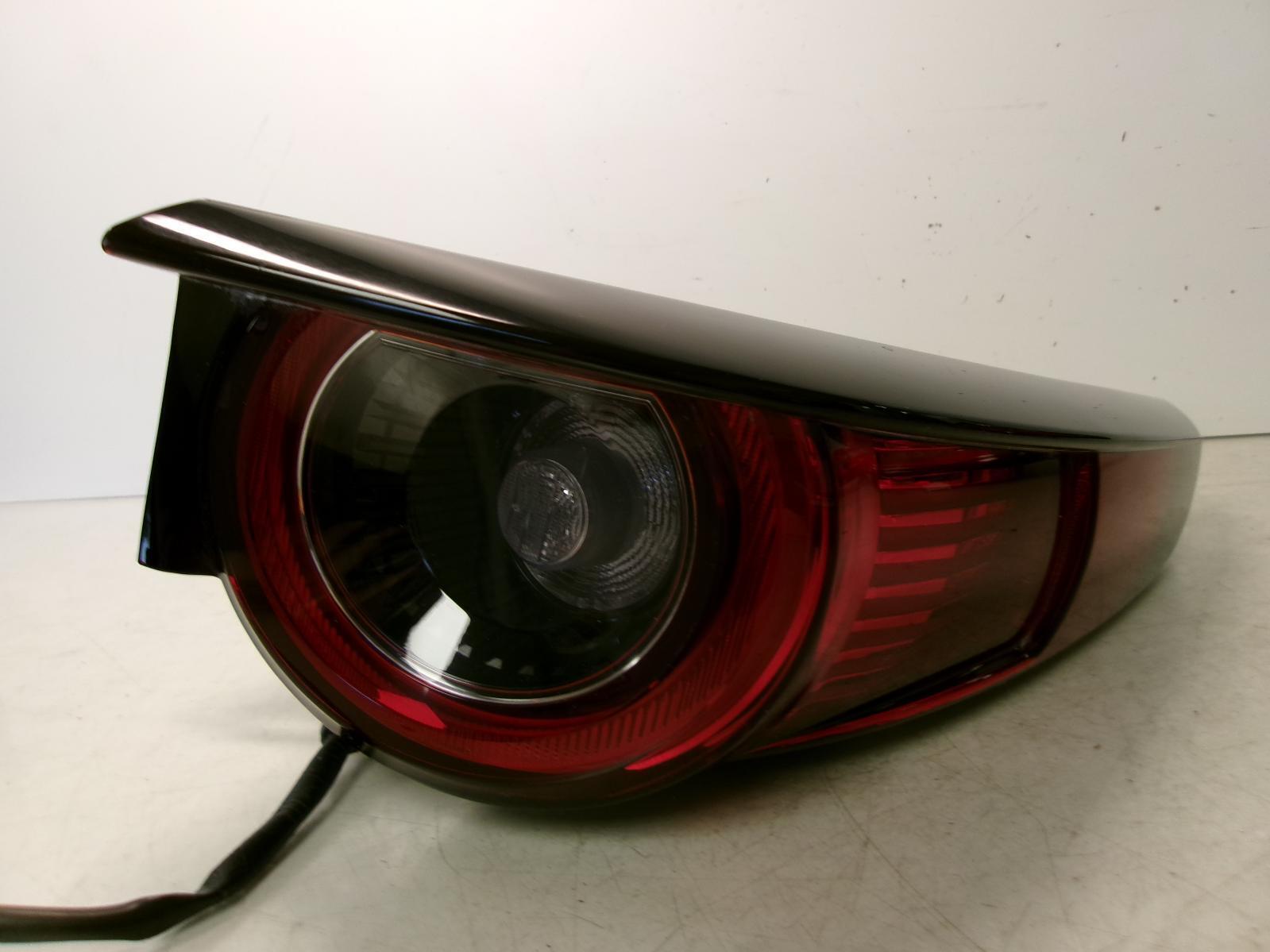 2017 2018 2019 2020 2021 Mazda Cx-5 Passenger RH Outer LED Tail Light OEM