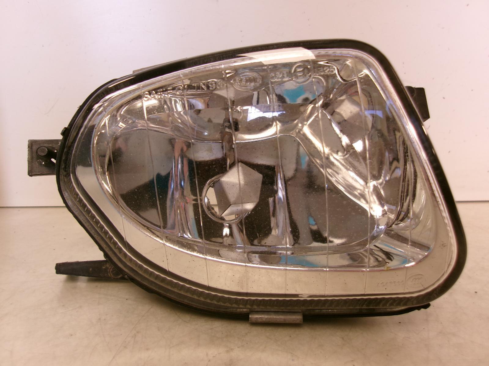 2010 2011 2012 2013 Mercedez Benz Passenger RH Halogen Chrome Fog Light OEM