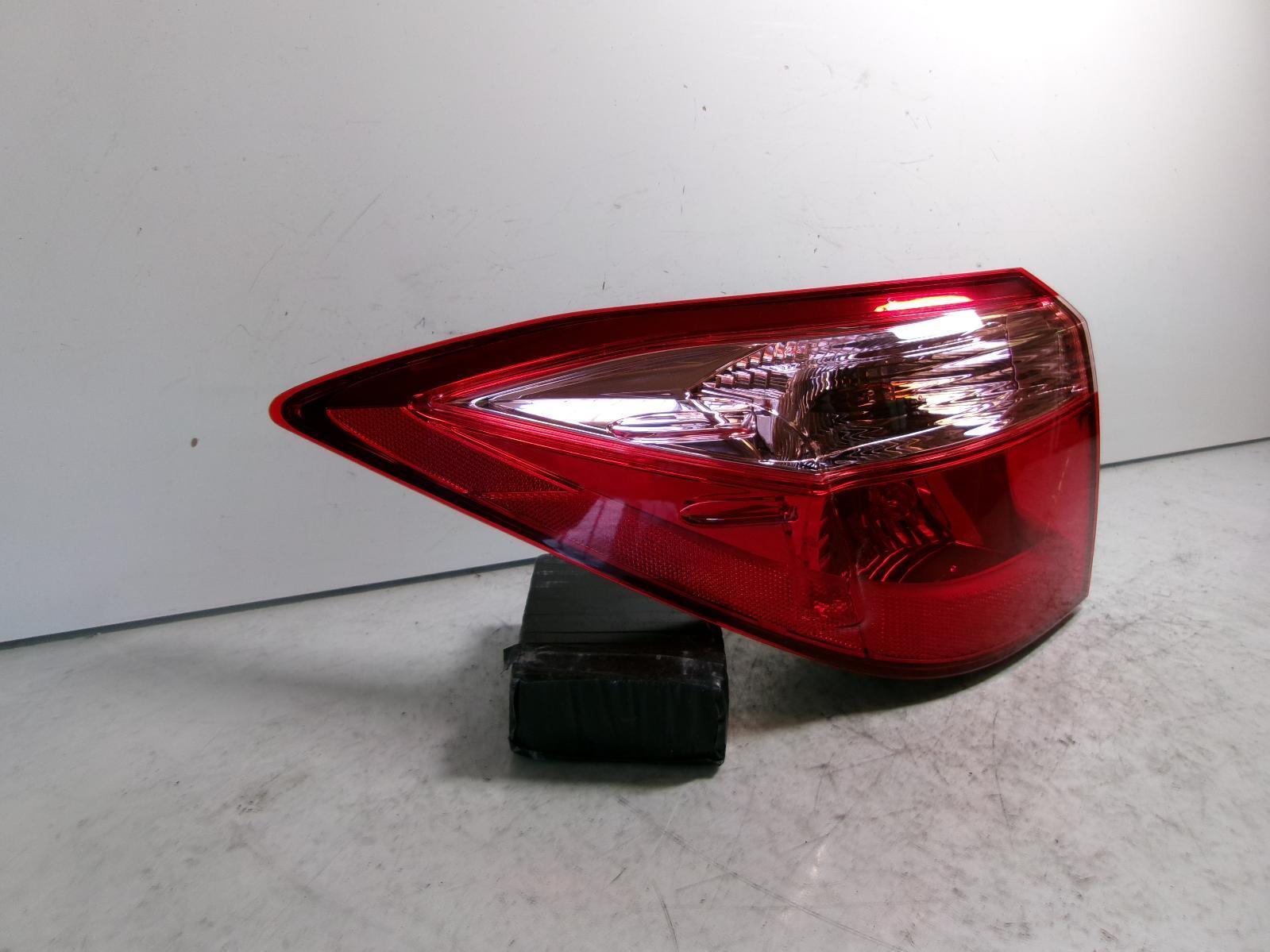 2017 2018 2019 Toyota Corolla Sedan Driver Lh Quarter Panel Tail Light OEM - 0