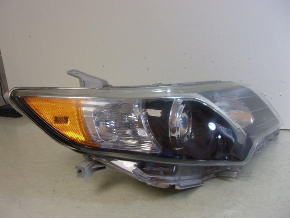 Fits 2012 2013 2014 Toyota Camry Se Passenger Rh Black Trim Halogen Headlight