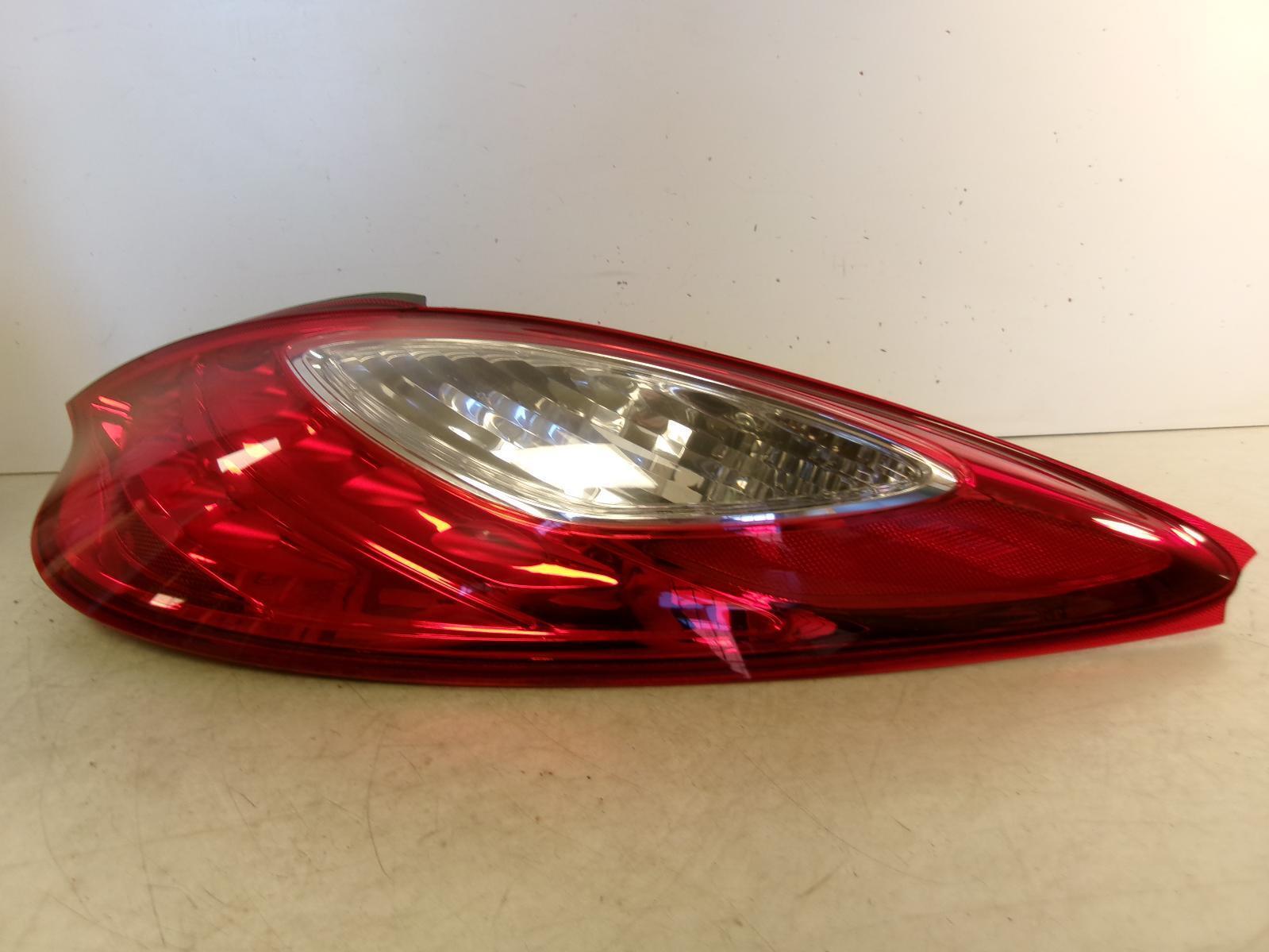 2007 2008 Toyota Solara Passenger Rh Outer Led Tail Light OEM