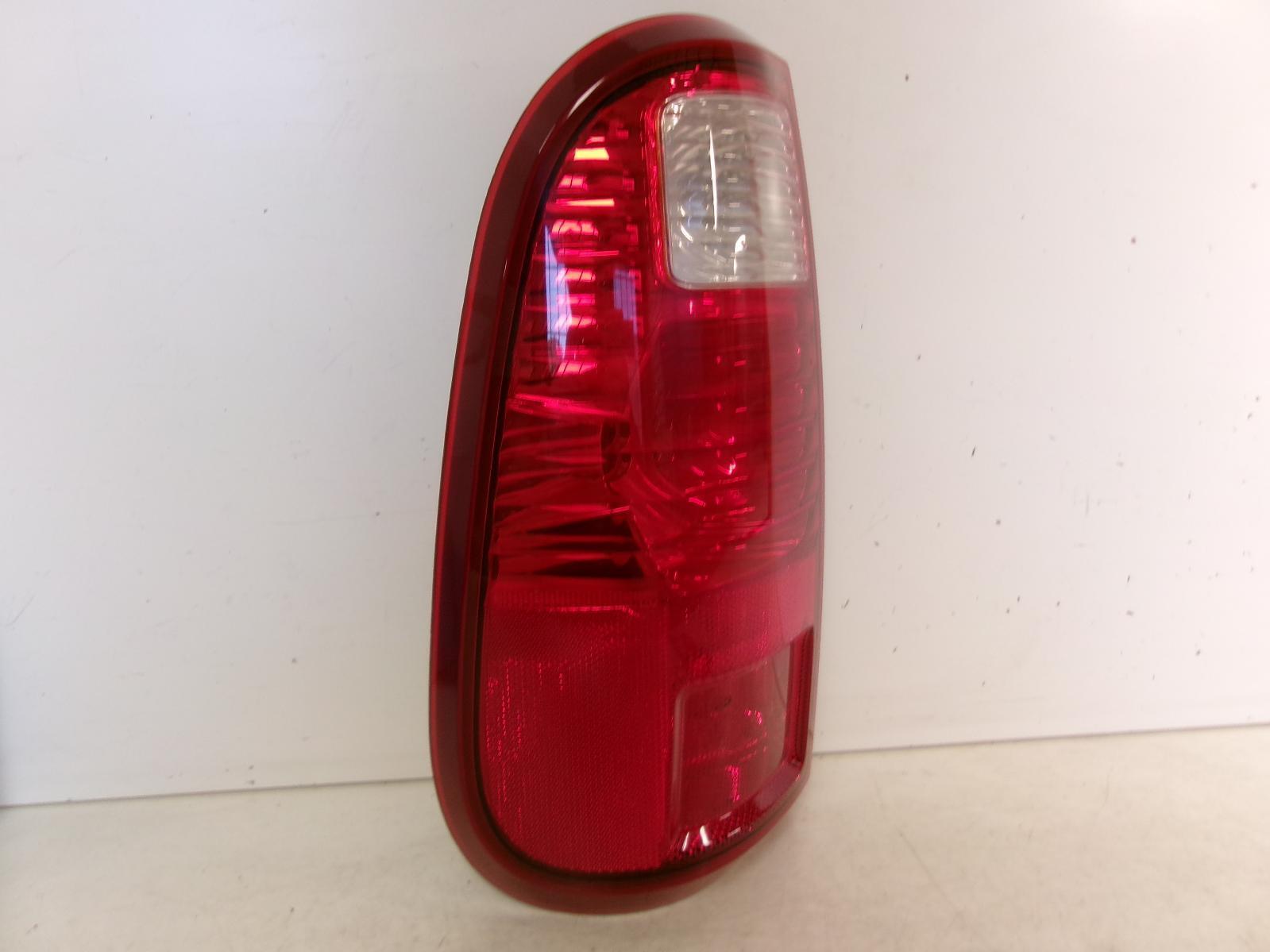 2013 2014 2015 2016 Ford F250 Driver Lh Outer Incandescent Tail Light OEM