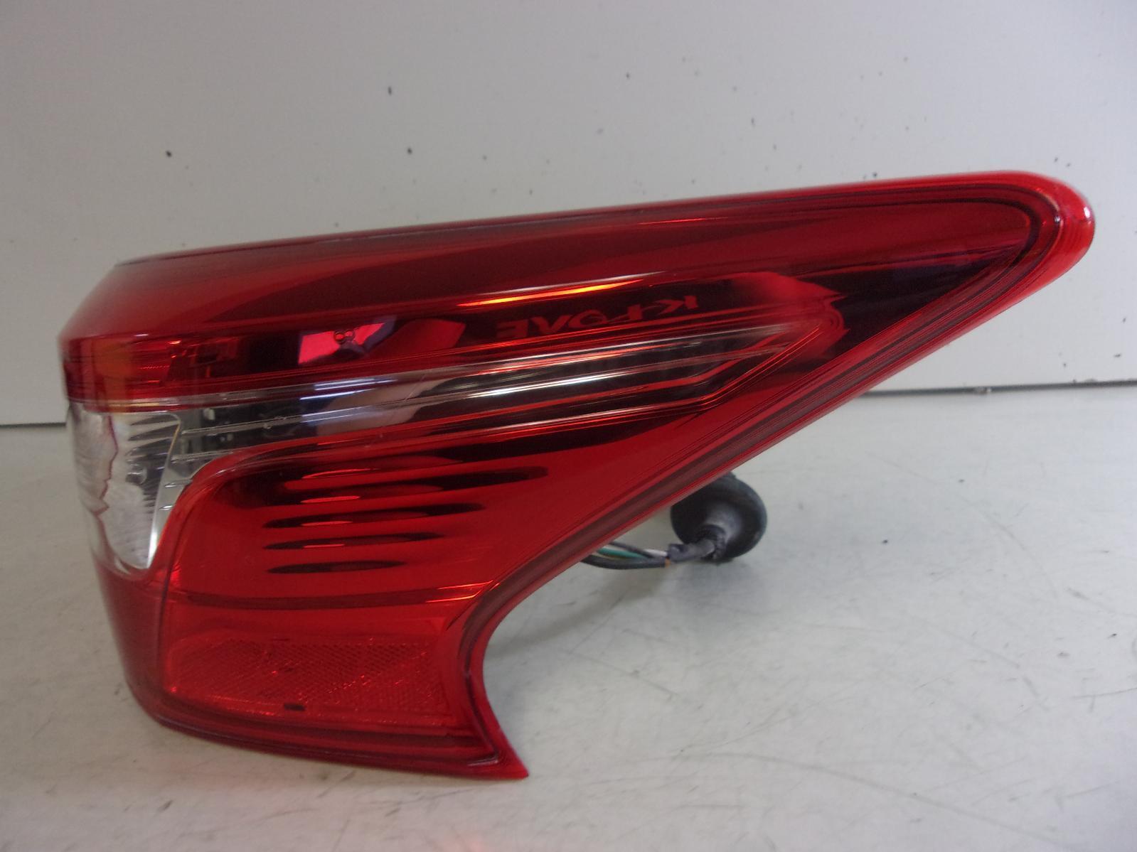 2016 2017 2018 2019 Nissan Sentra Passenger Rh Quarter Panel Tail Light OEM