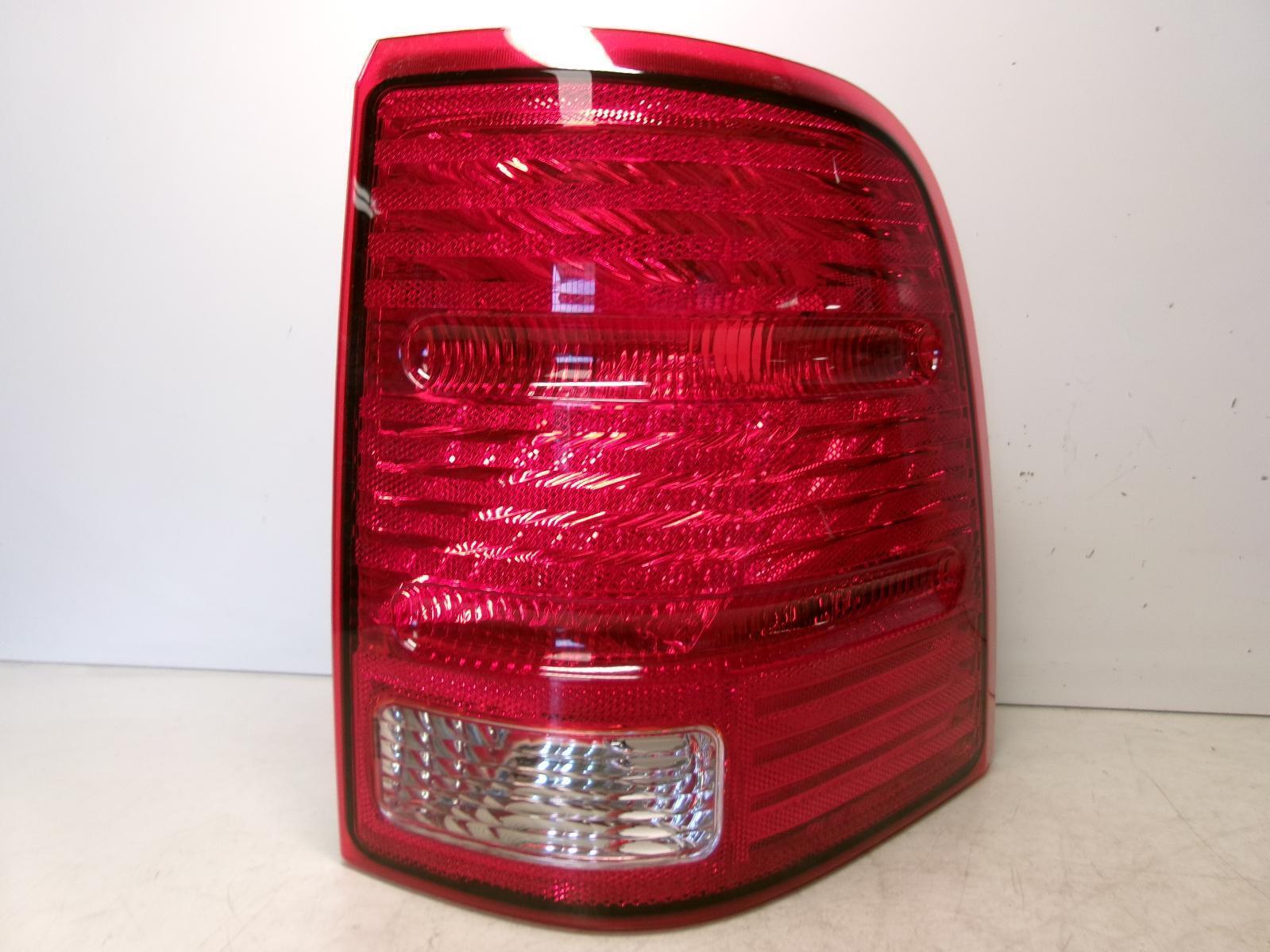 Fits 2004 2005 Ford Explorer Passenger Rh Outer Quarter Panel Tail Light - TYC