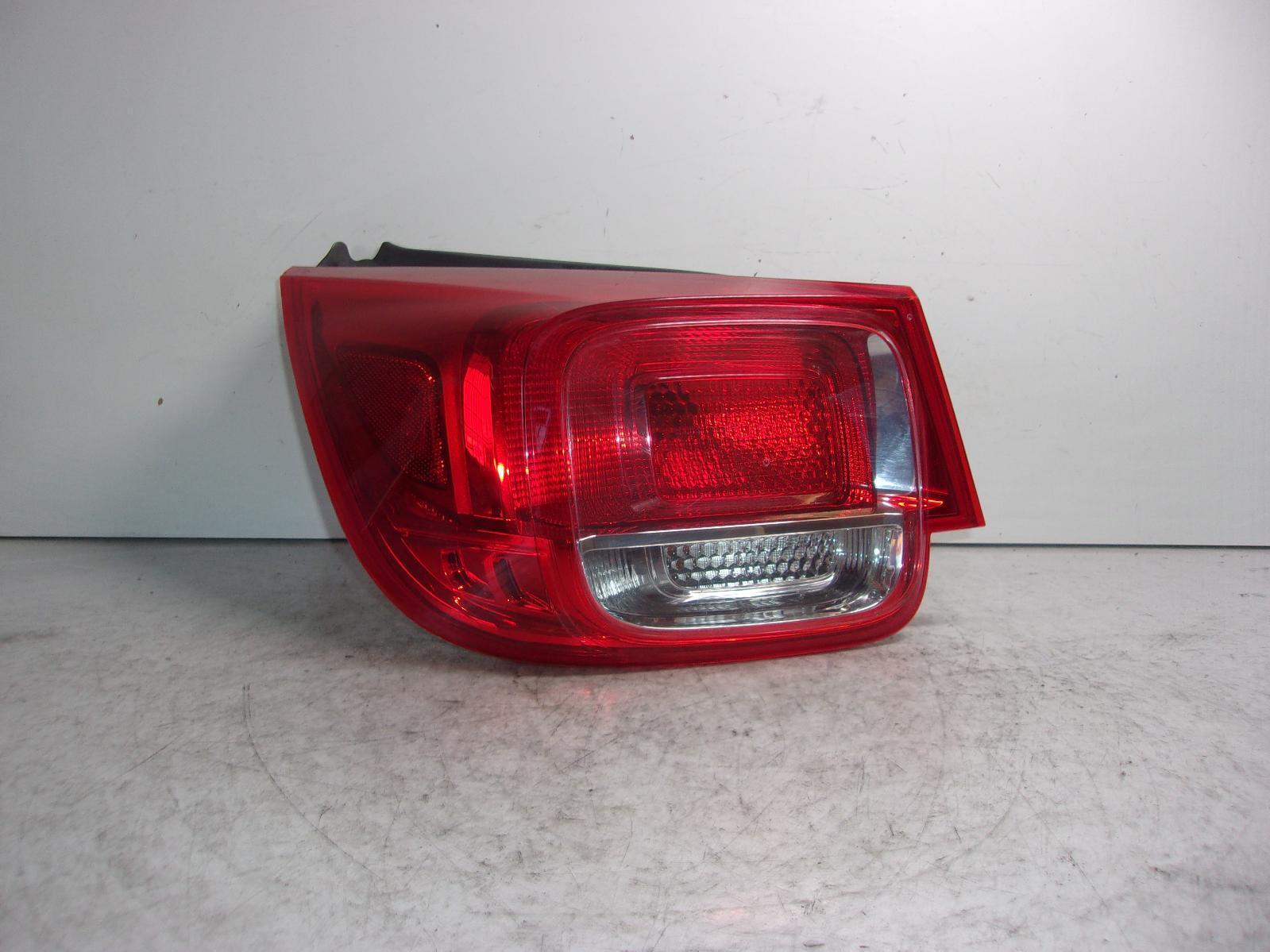 2013 2014 2015 2016 Chevrolet Malibu Lt / Ls Driver Lh Outer Tail Light OEM