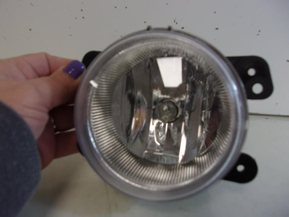 Fits 2014 - 2020 Charger / Cherokee / Journey / Wrangler Rh = Lh Fog Light CAPA