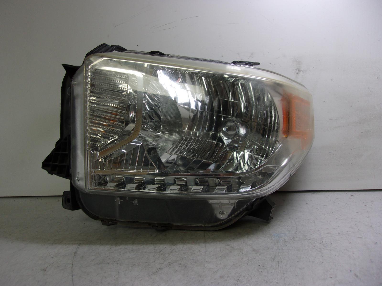 2014 2015 2016 2017 Toyota Tundra Lh Driver Headlight OEM B20L