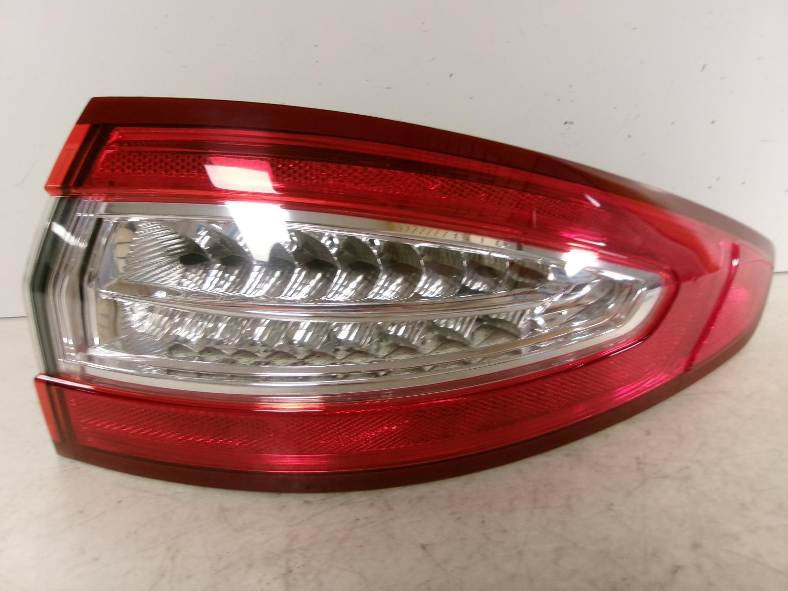 2013 2014 2015 2016 Ford Fusion Passenger Led Outer Quarter Panel Tail Light OEM