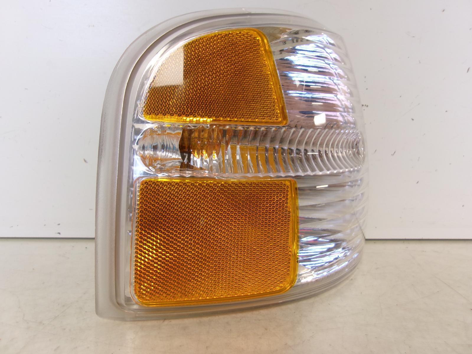 Fits 2004 Ford Explorer Passenger Front Signal Light Headlight - TYC - 0