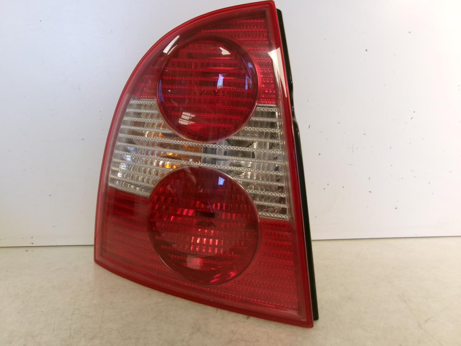 2002 2003 2004 2005 Volkswagen Passat Driver Outer Quarter Panel Tail Light OEM - 0