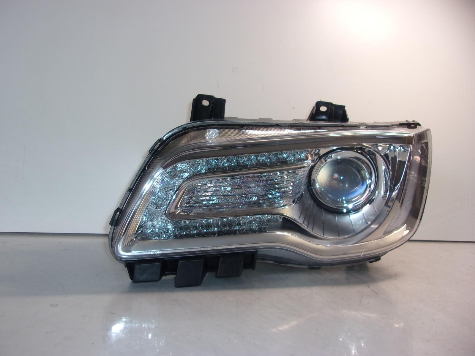 2015 2016 2017 2018 2019 2020 2021 Chrysler 300 Driver Lh Halogen Headlight OEM