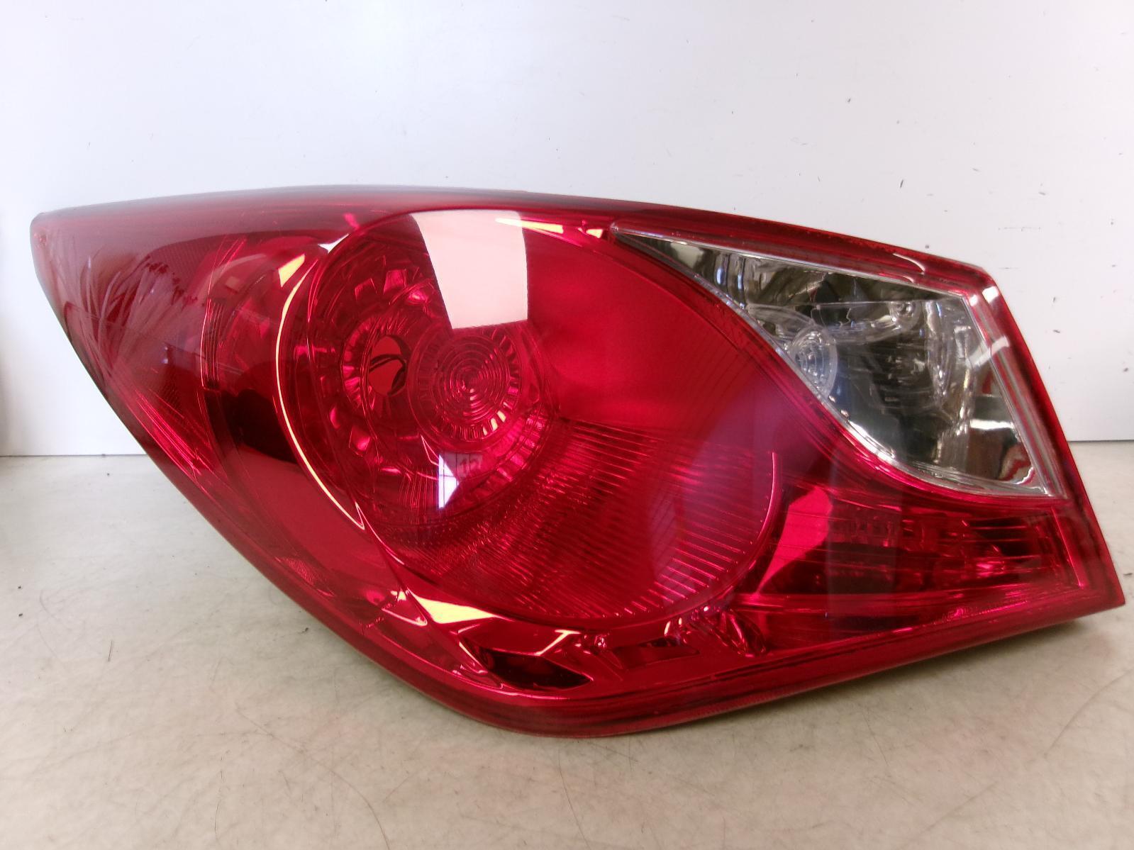 Fits 2011 - 2014 Hyundai Sonata Driver LH Incandescent Outer Tail Light - Litek