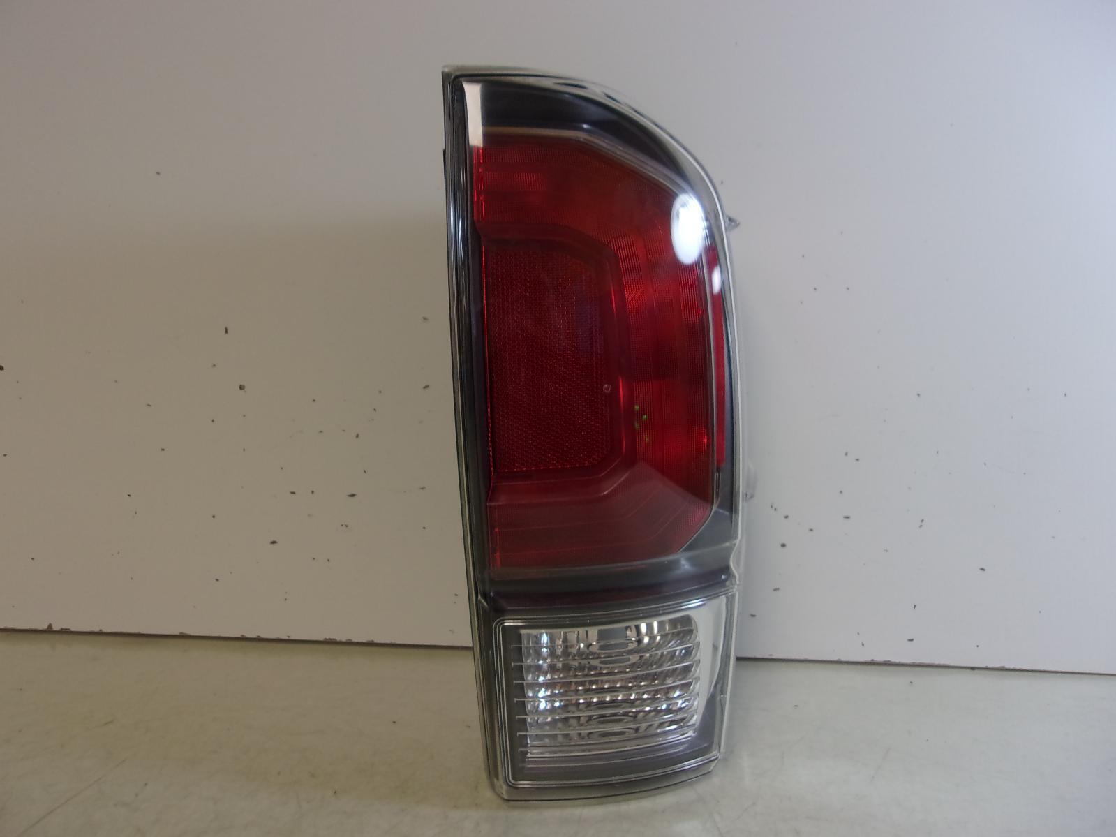 2020 2021 2022 2023 Toyota Tacoma Limited Passenger RH Tail Light OEM - 0