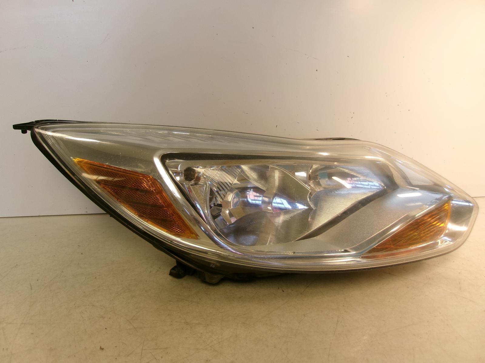 2013 2014 Ford Focus Passenger Rh Chrome Halogen Headlight OEM