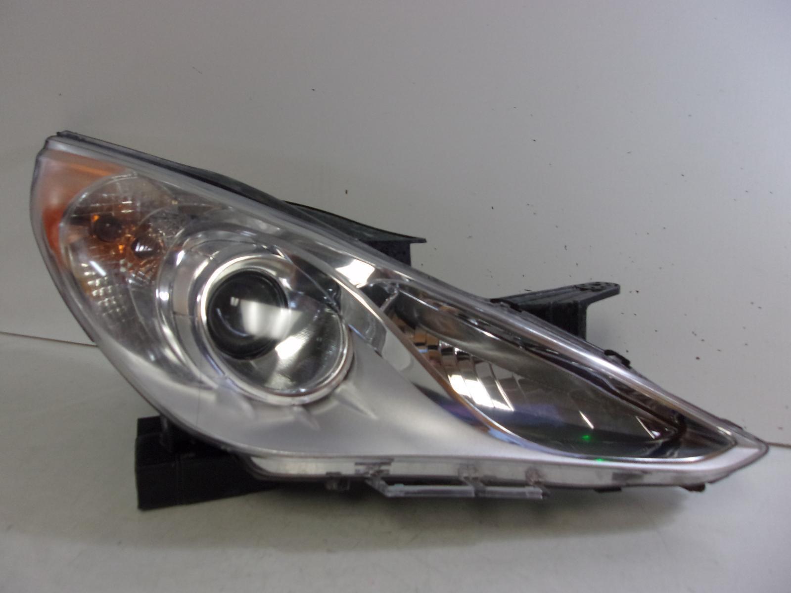 2011 2012 2013 2014 Hyundai Sonata GLS Passenger RH Halogen Headlight OEM