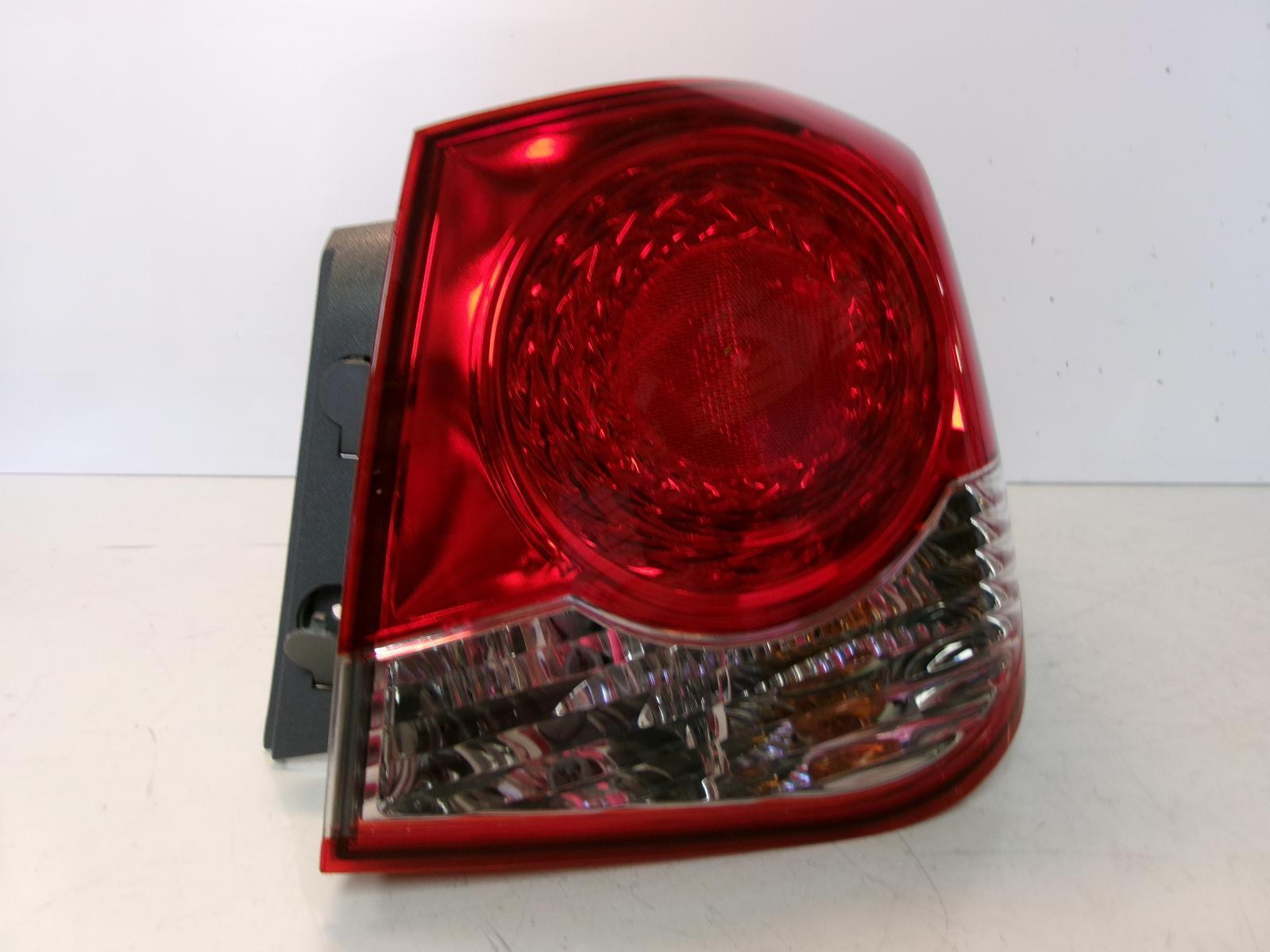 2011 2012 2013 2014 2015 Chevrolet Cruze Passenger Rh Outer Tail Light OEM