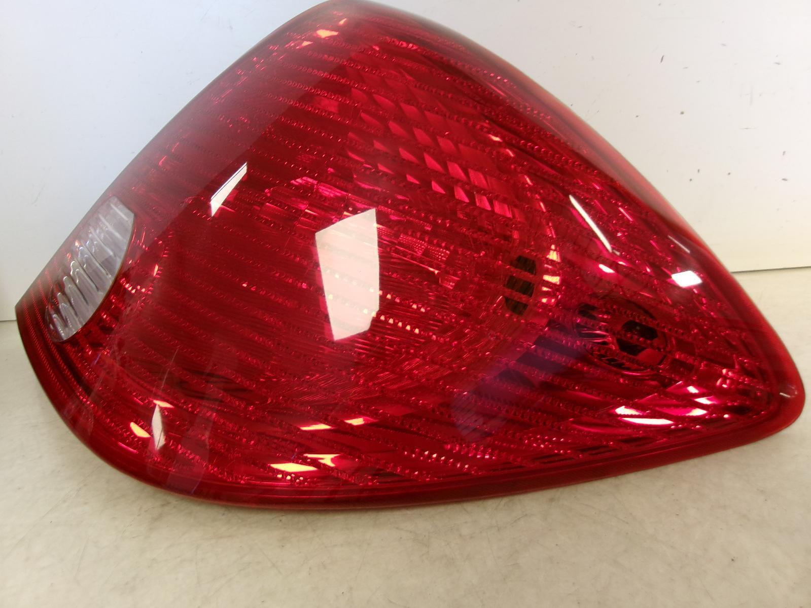 2006 2007 2008 2009 Pontiac G6 Sedan Passenger Rh Outer Tail Light OEM - 0