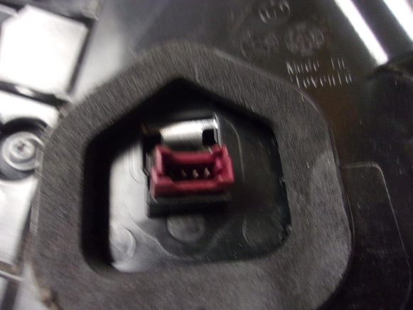 2021 2022 2023 BMW 5-Series Sedan Driver LH Quarter Panel Tail Light OEM