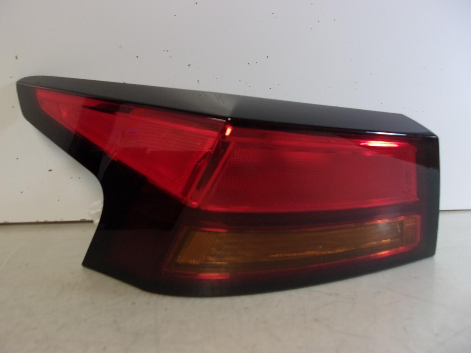 2019 2020 2021 2022 Nissan Altima Driver Lh Outer Quarter Panel Tail Light OEM