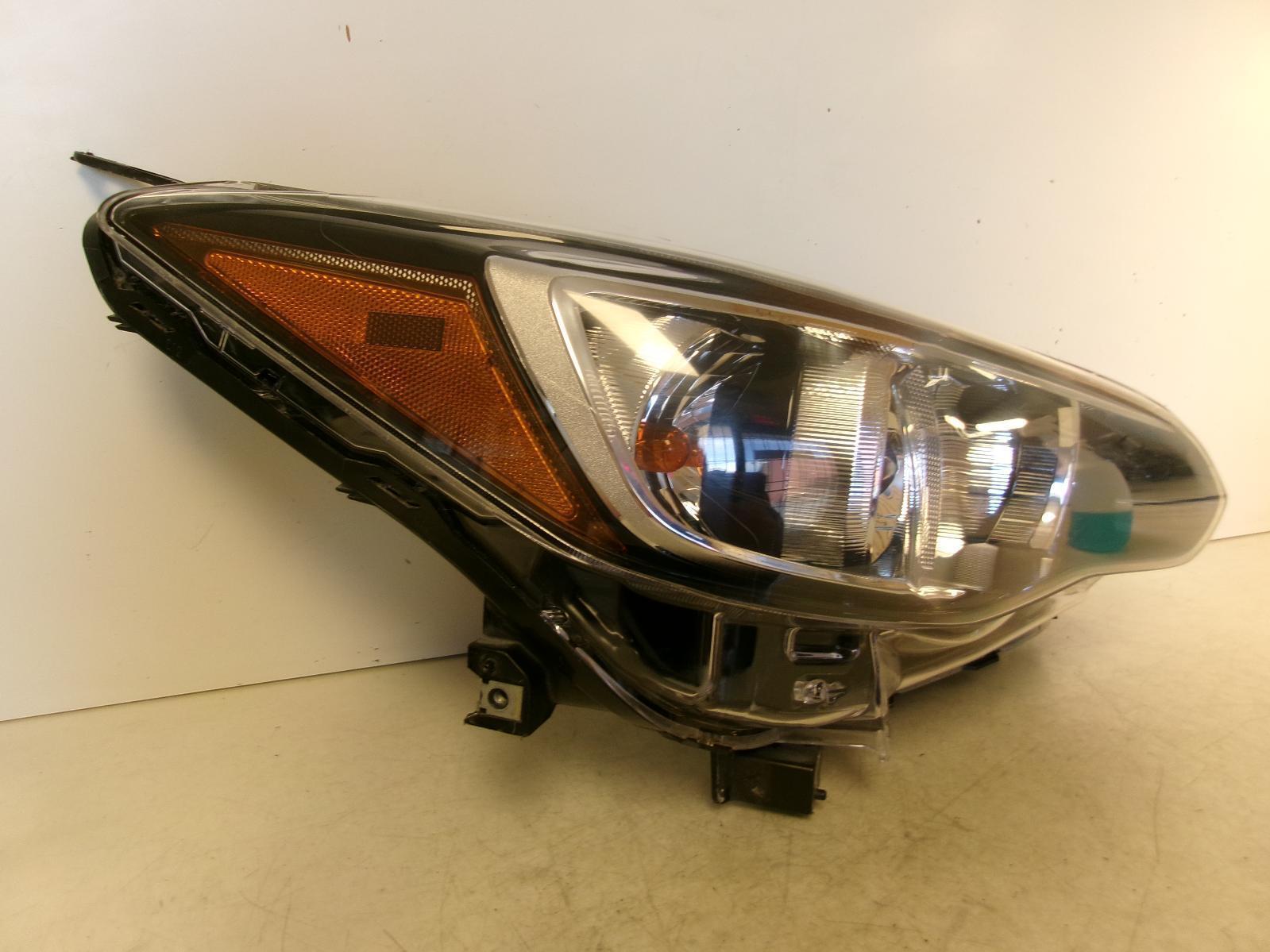 2017 - 2023 Subaru Impreza Passenger Rh Halogen Headlight OEM