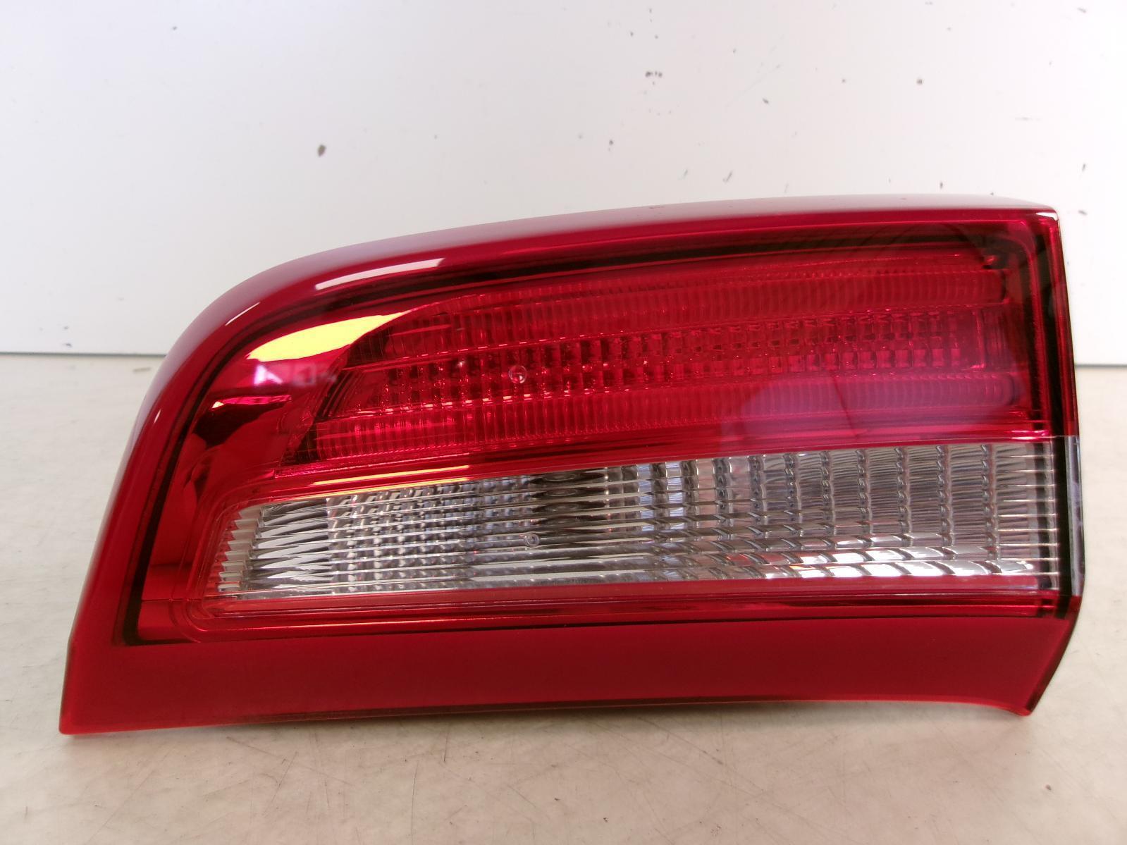 2014 2015 2016 2017 2018 Volvo S60 Passenger Rh Inner Lid Tail Light OEM