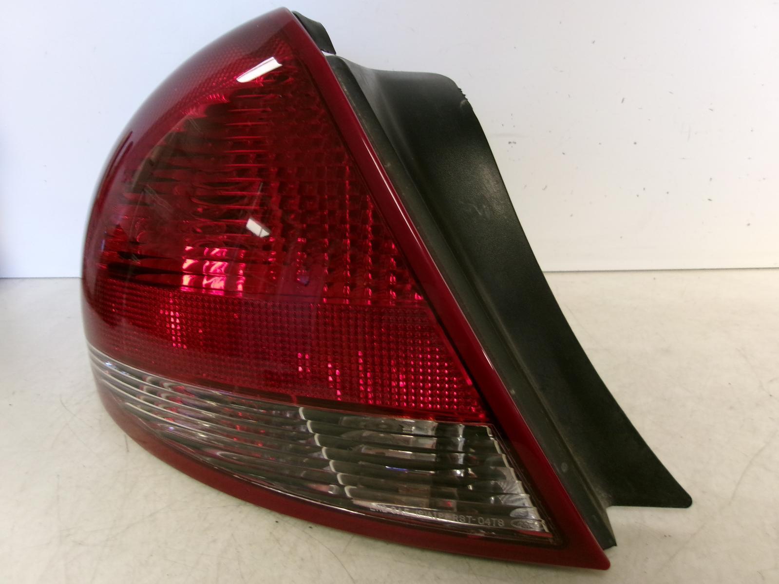 2006 2007 Ford Taurus Driver Lh Outer Quarter Panel Tail Light OEM