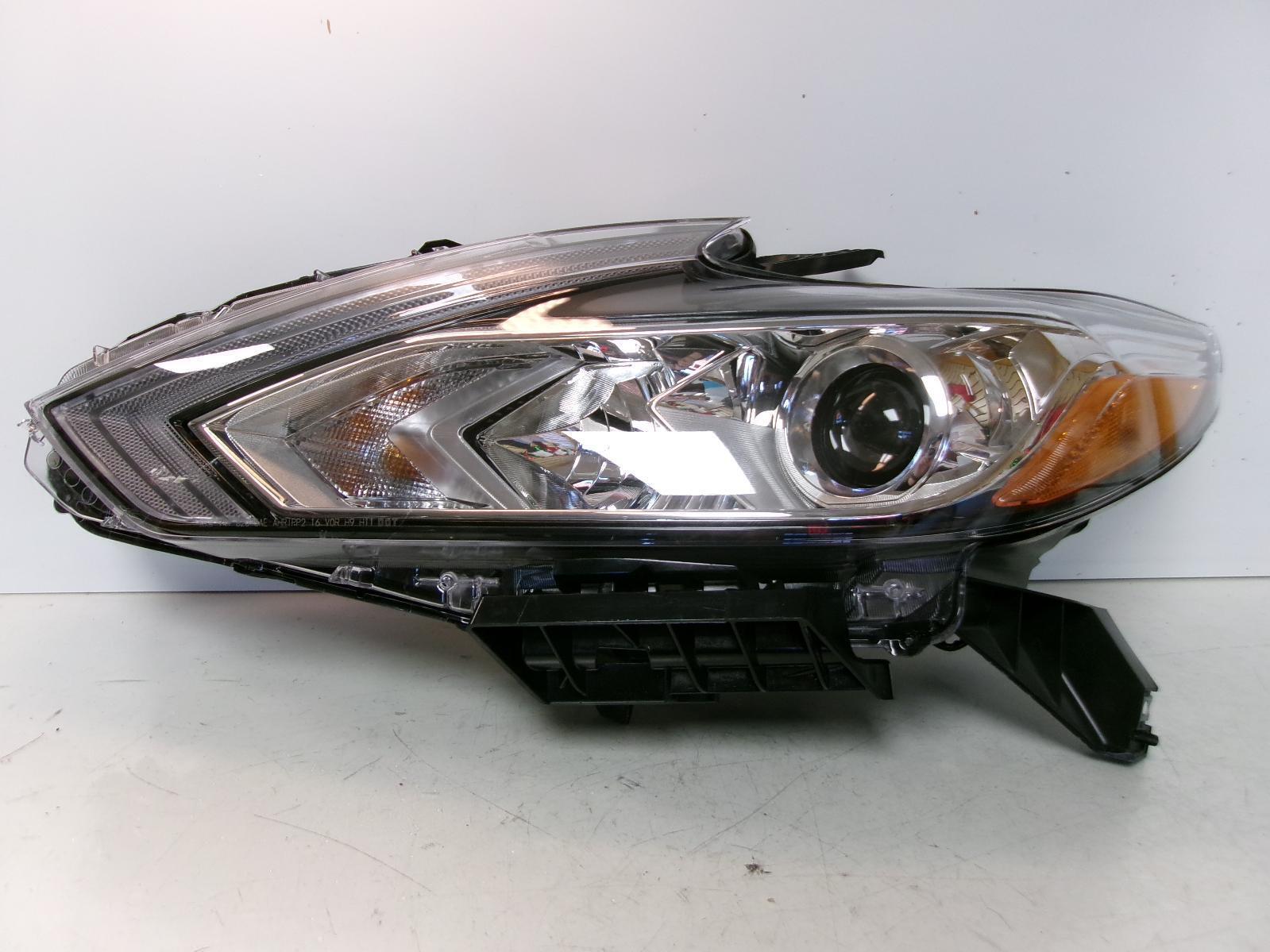 2016 2017 2018 NISSAN ALTIMA DRIVER LH HALOGEN HEADLIGHT WITH CHROME OEM