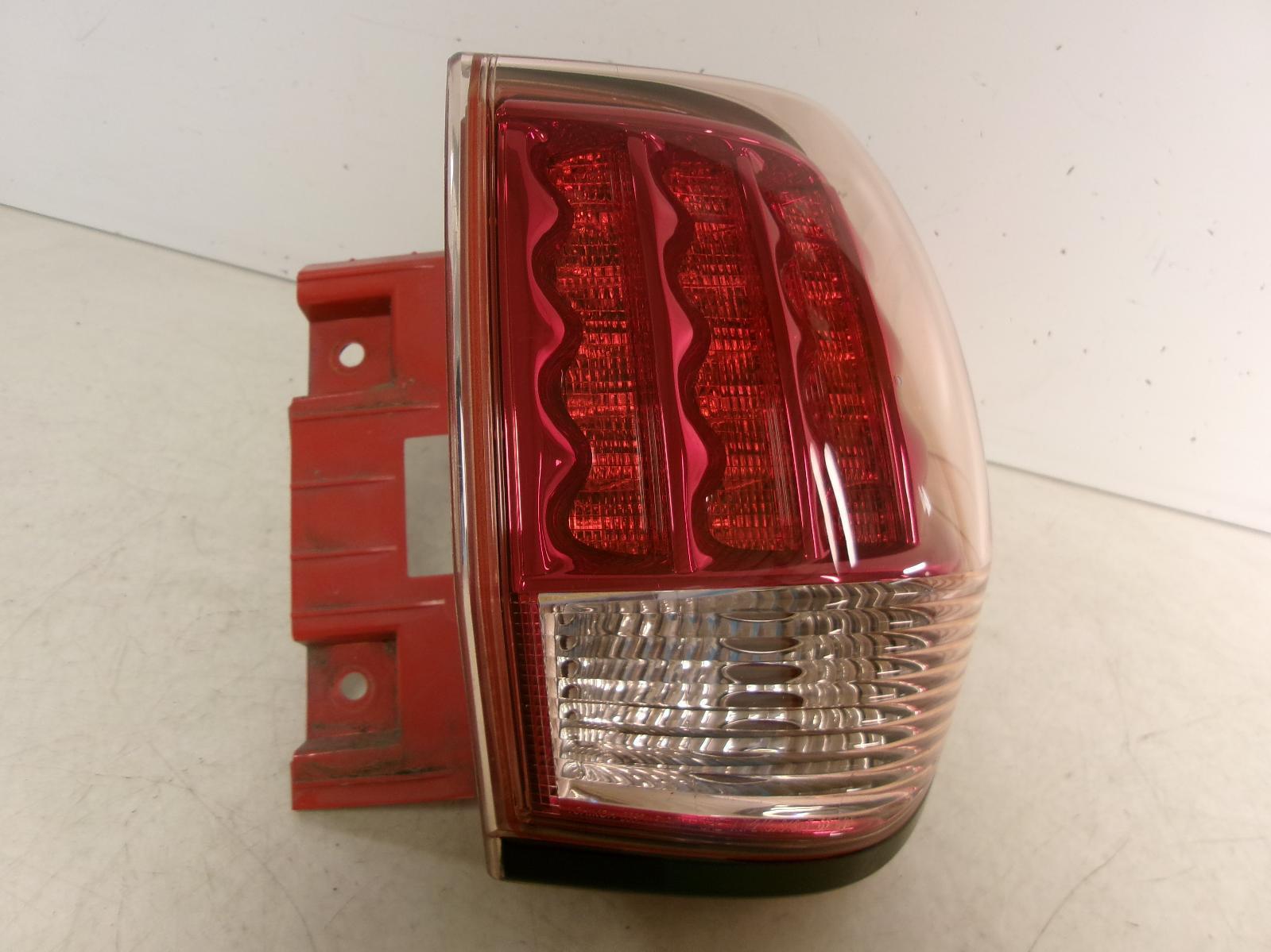 2011 2012 2013 Infiniti QX56 Passenger Rh Led Outer Quarter Panel Tail Light OEM - 0