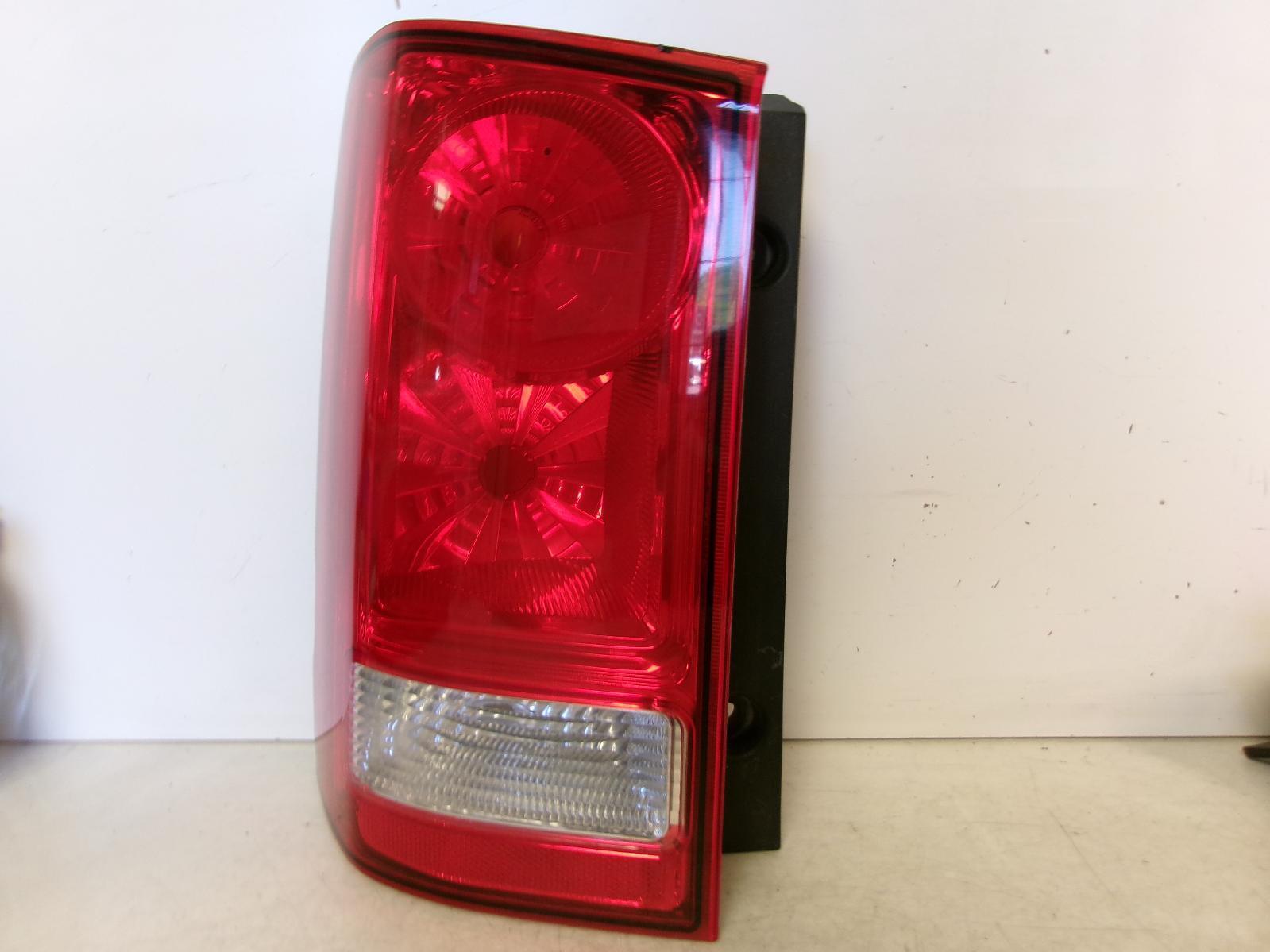 2009 - 2015 Honda Pilot Driver Lh Outer Quarter Panel Tail Light OEM