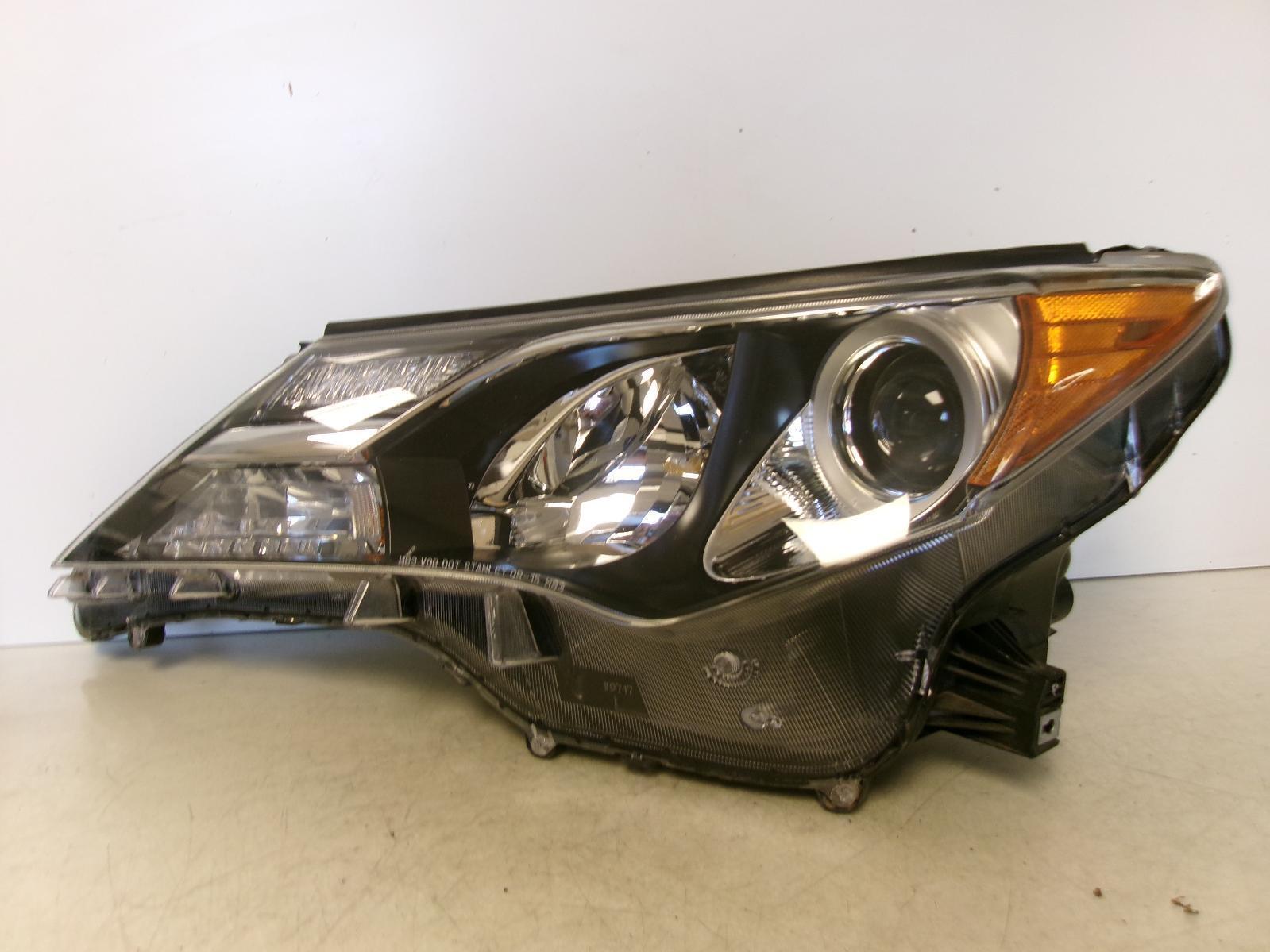 2013 2014 Toyota Rav4 Driver Lh Halogen Headlight OEM