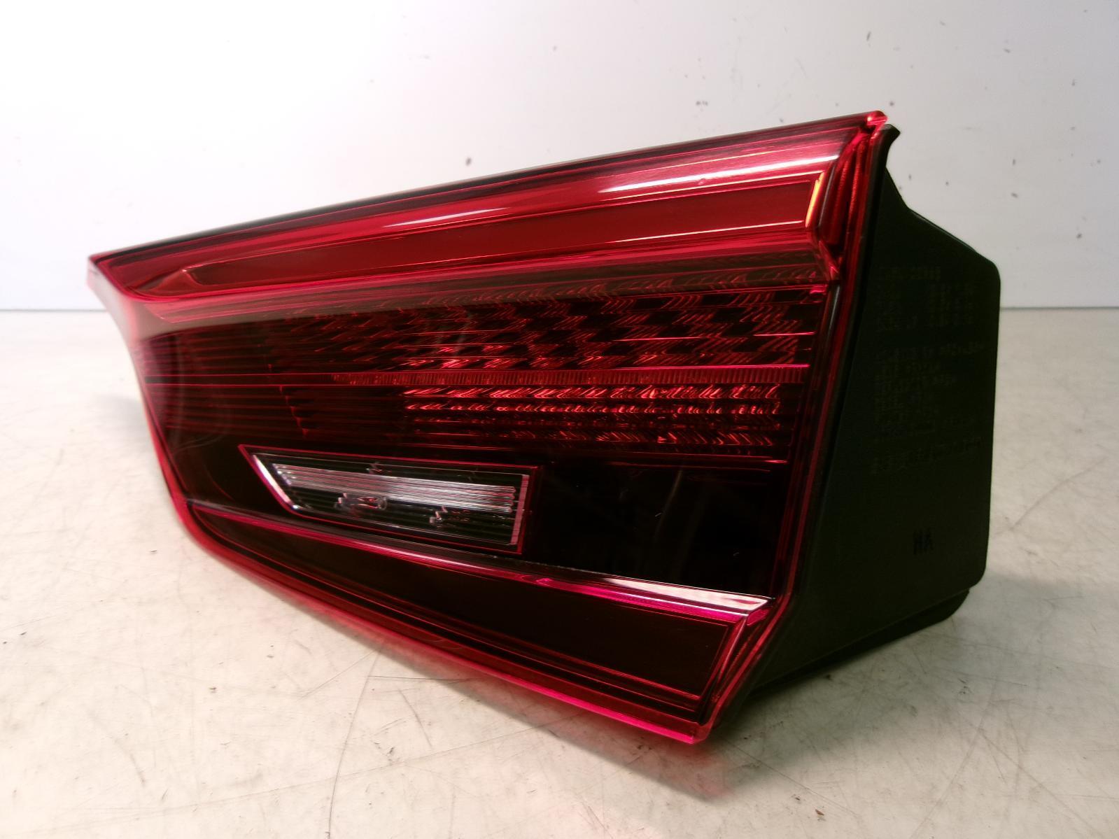 2018 - 2022 Infiniti Qx50 Passenger Rh Lid Inner Led Tail Light OEM