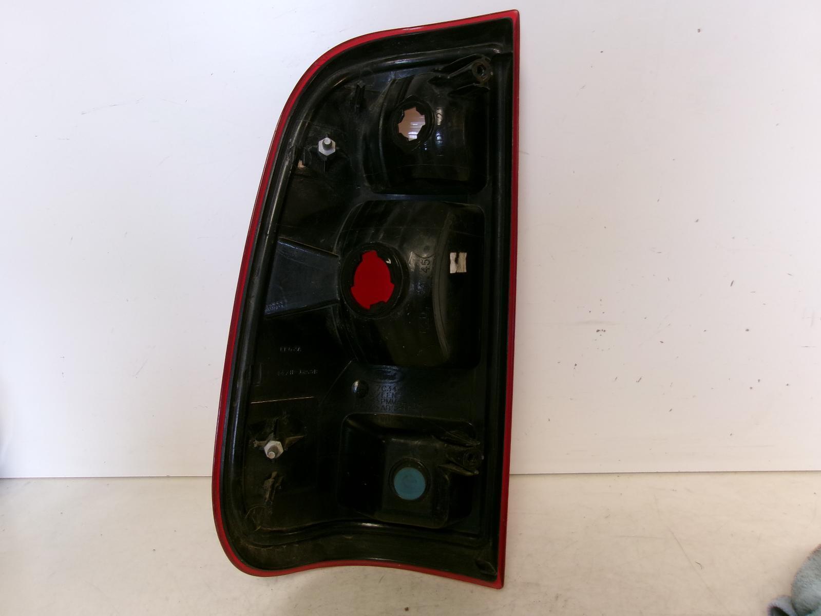 2013 2014 2015 2016 Ford F250 Passenger RH Outer Tail Light OEM