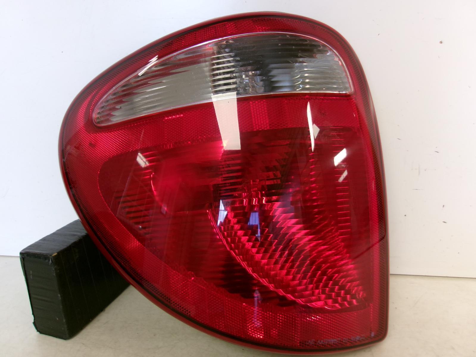 2004 2005 2006 2007 Dodge Caravan Driver Lh Incandescent Outer Tail Light OEM