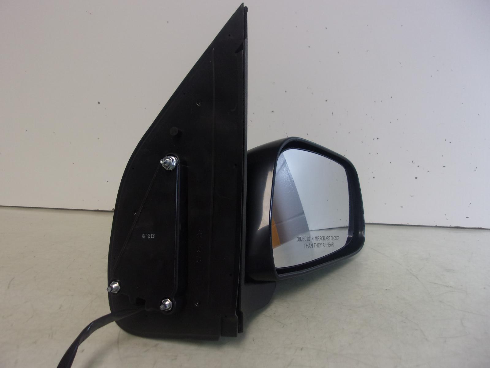 Fits 2005-2021 Frontier / Pathfinder / Xterra / Equator Passenger RH Door Mirror