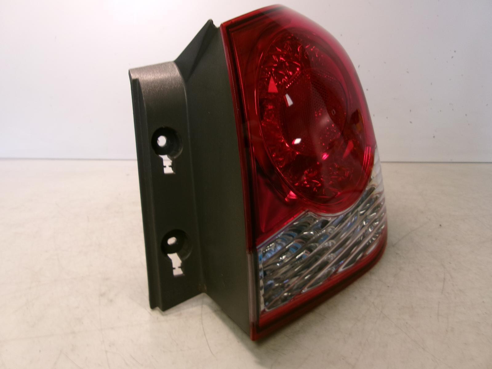 2011 - 2015 Chevrolet Cruze Passenger Rh Outer Quarter Panel Tail Light OEM - 0