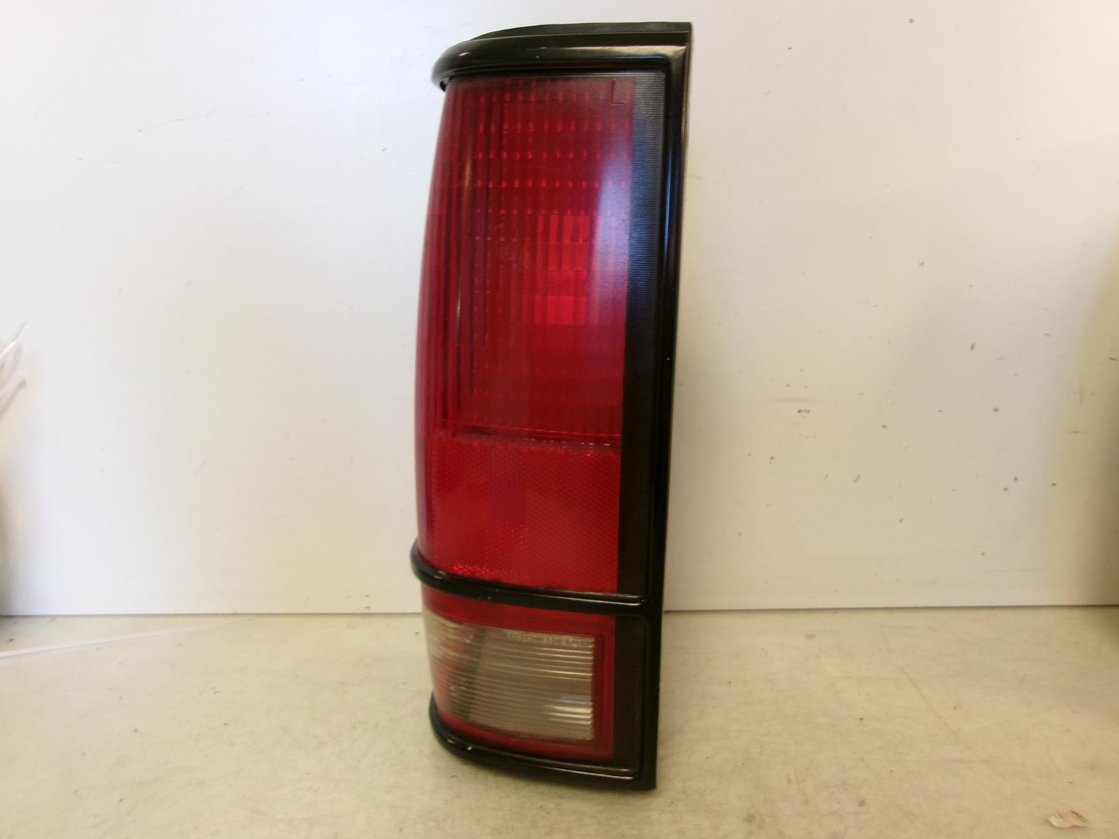 1982 - 1993 Chevrolet GMC S10 /  S15 / SONOMA Driver Outer Black Tail Light OEM - 0