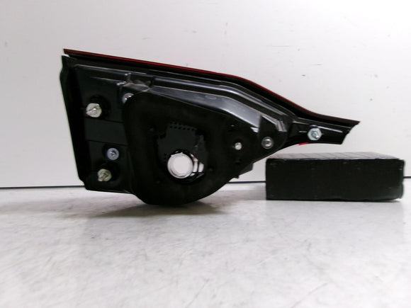 2020 2021 2022 Toyota Corolla Sedan Passenger Rh Inner Lid Tail Light OEM