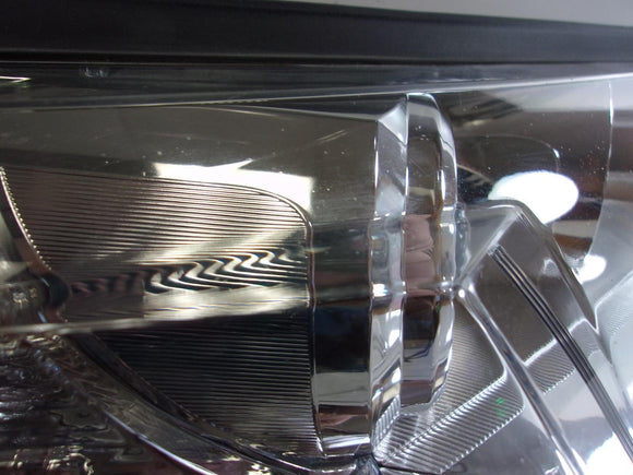 2017 2018 2019 Toyota Highlander Passenger Rh Halogen Headlight OEM