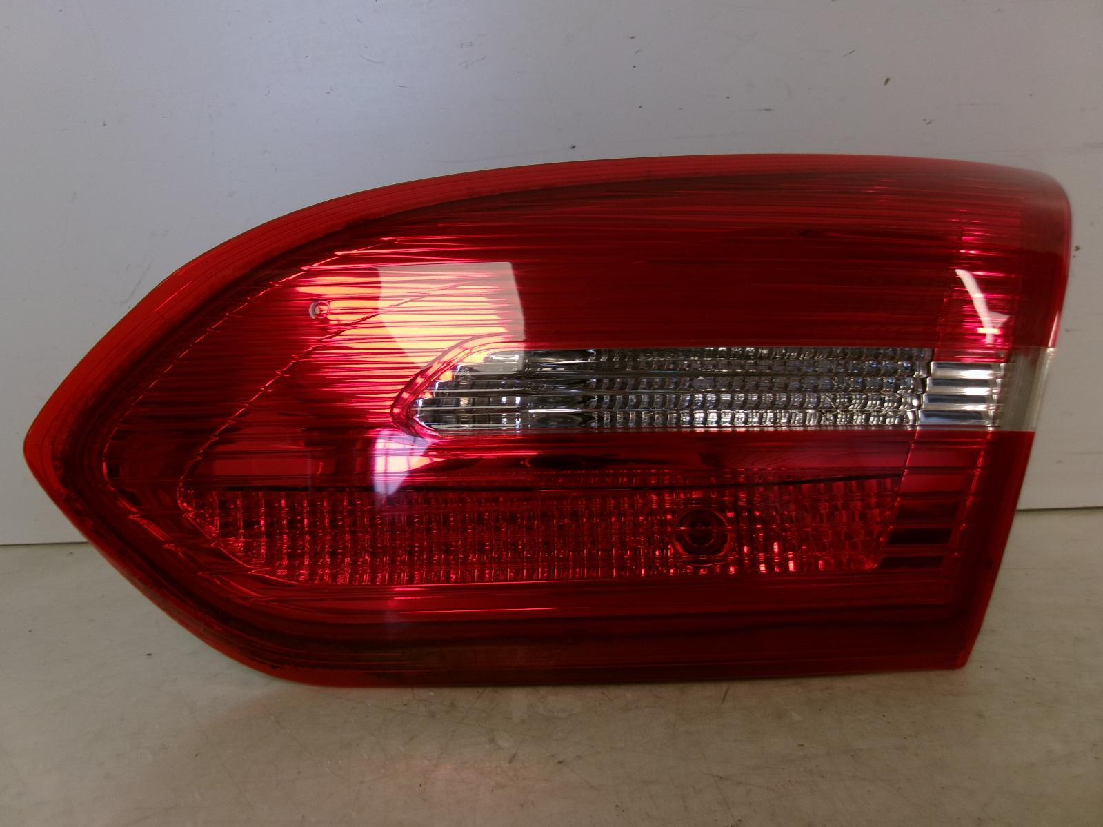 2017 2018 Ford Focus Passenger Rh Inner Lid Tail Light OEM