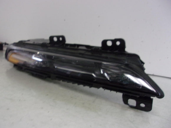 2023 BMW 740i Passenger RH LED Daytime Running Light  OEM G70