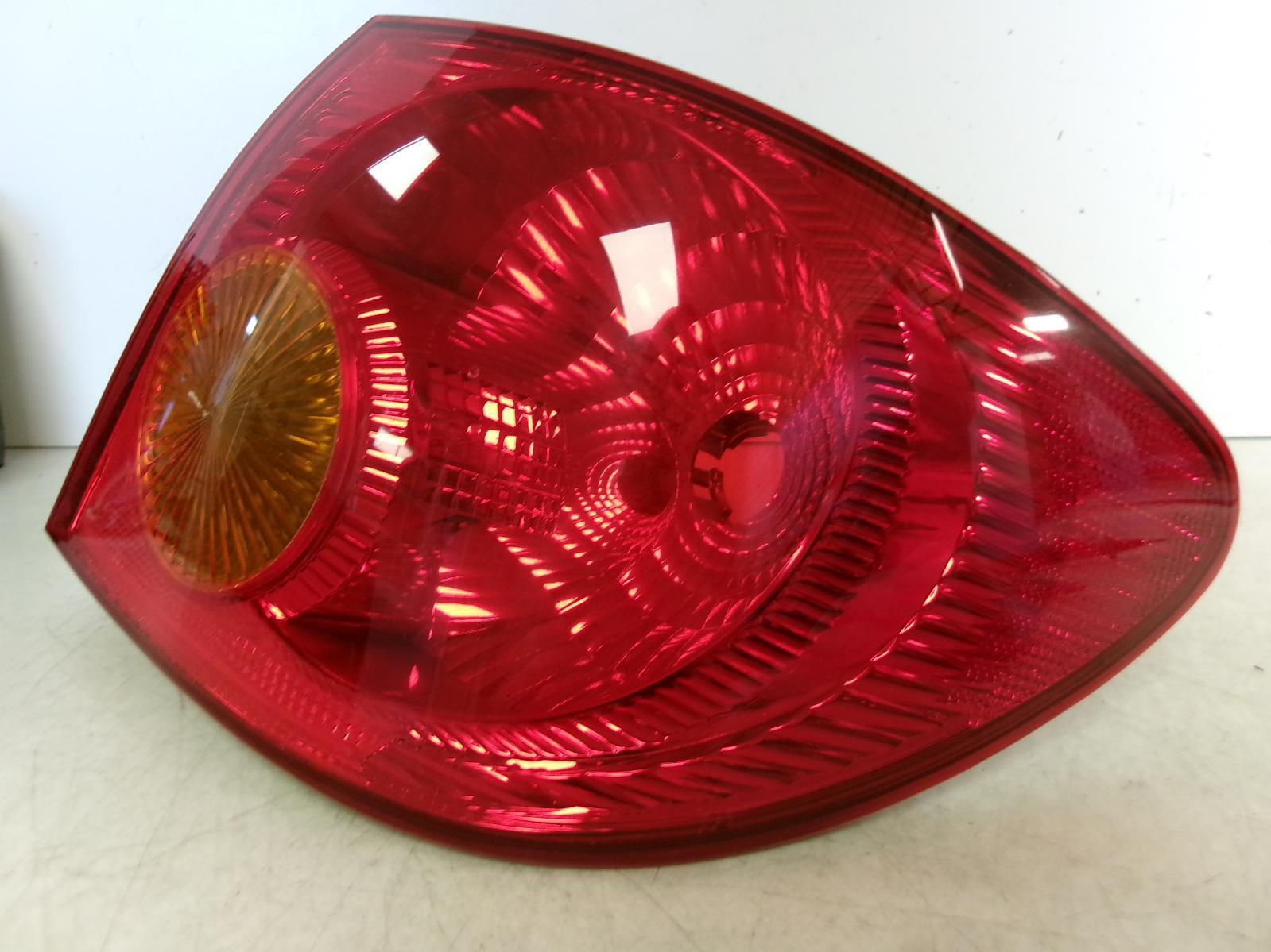 2003 Toyota Corolla Passenger Rh Outer Quarter Panel Tail Light OEM