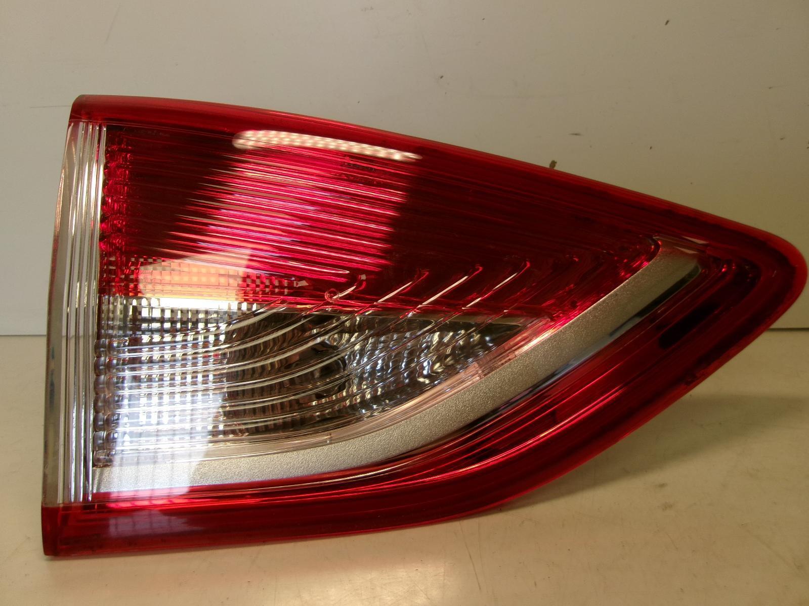 2013 2014 2015 Ford Escape Driver Lh Inner Lid Tail Light OEM