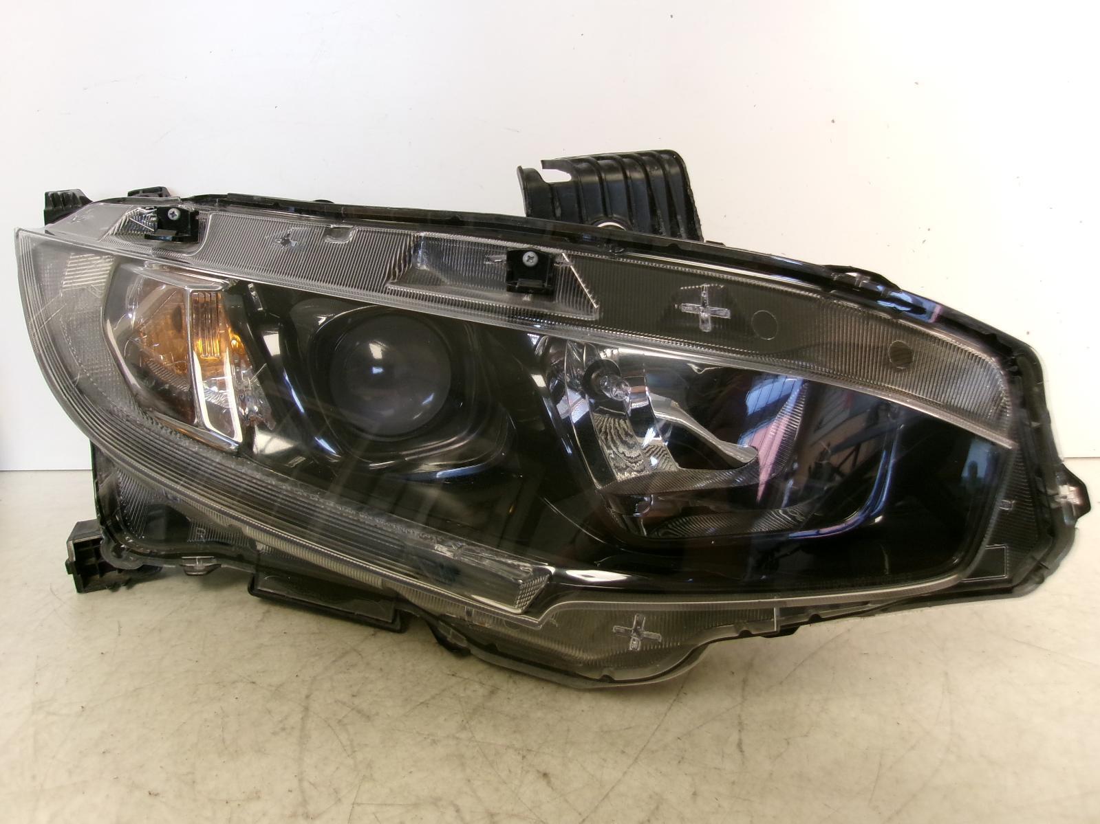 2019 2020 Honda Civic Passenger RH Halogen Headlight W/ Black Trim Oem