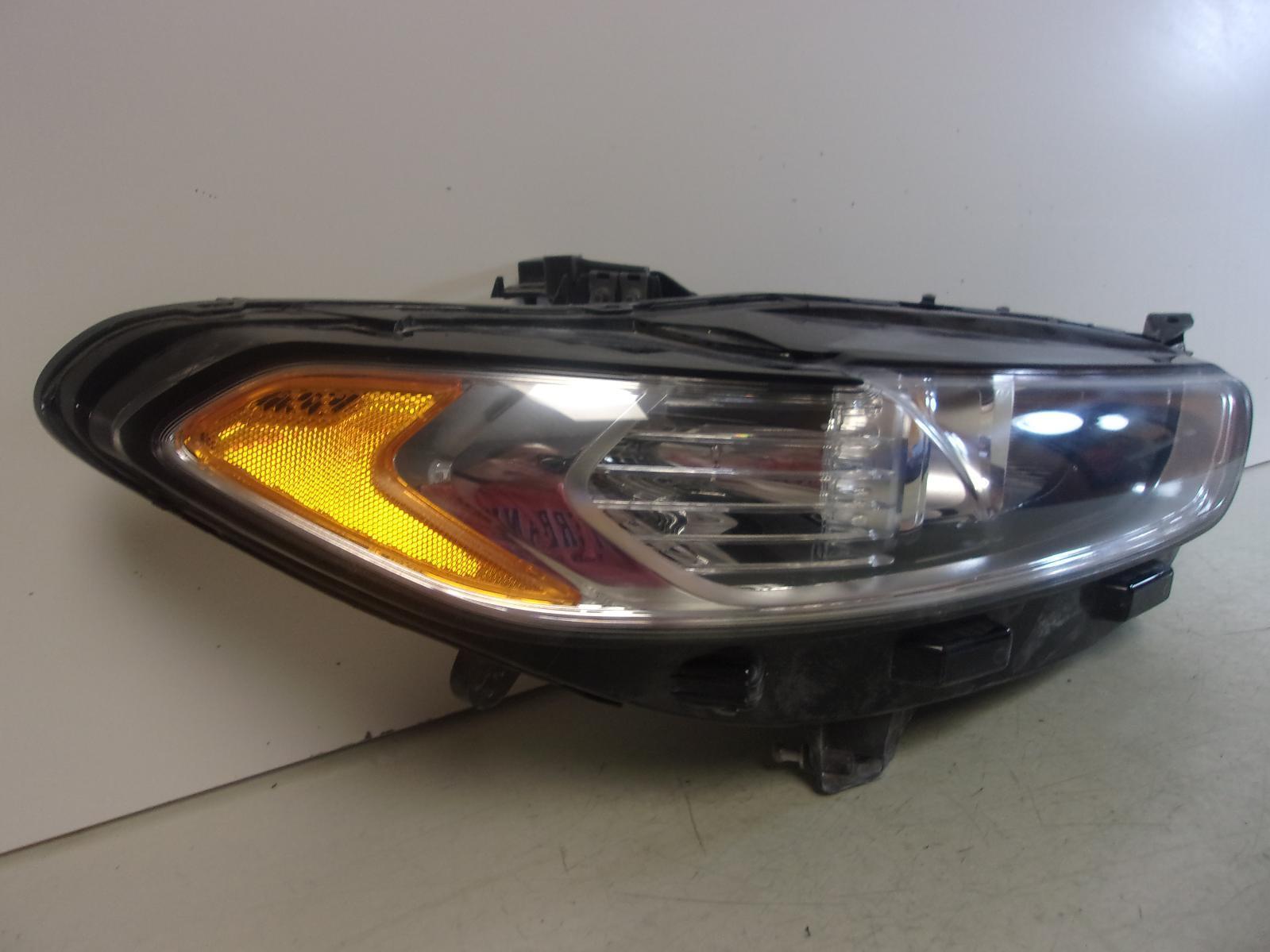 2013 2014 2015 2016 Ford Fusion Passenger RH Halogen Headlight OEM - 0